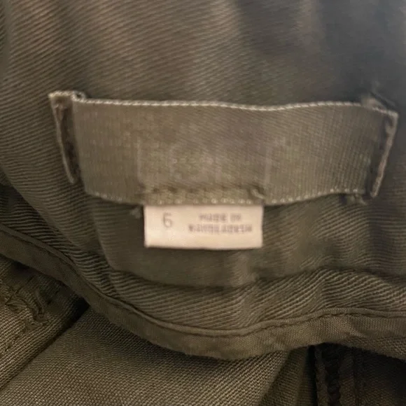 Ann Taylor Loft Cargo Tie-Belt in Army Green in Size 6 - Picture 4 of 7